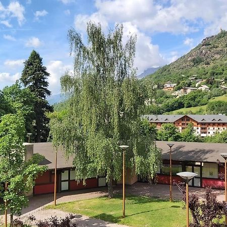 Beautiful Studio With Balcony In Briancon Exterior photo