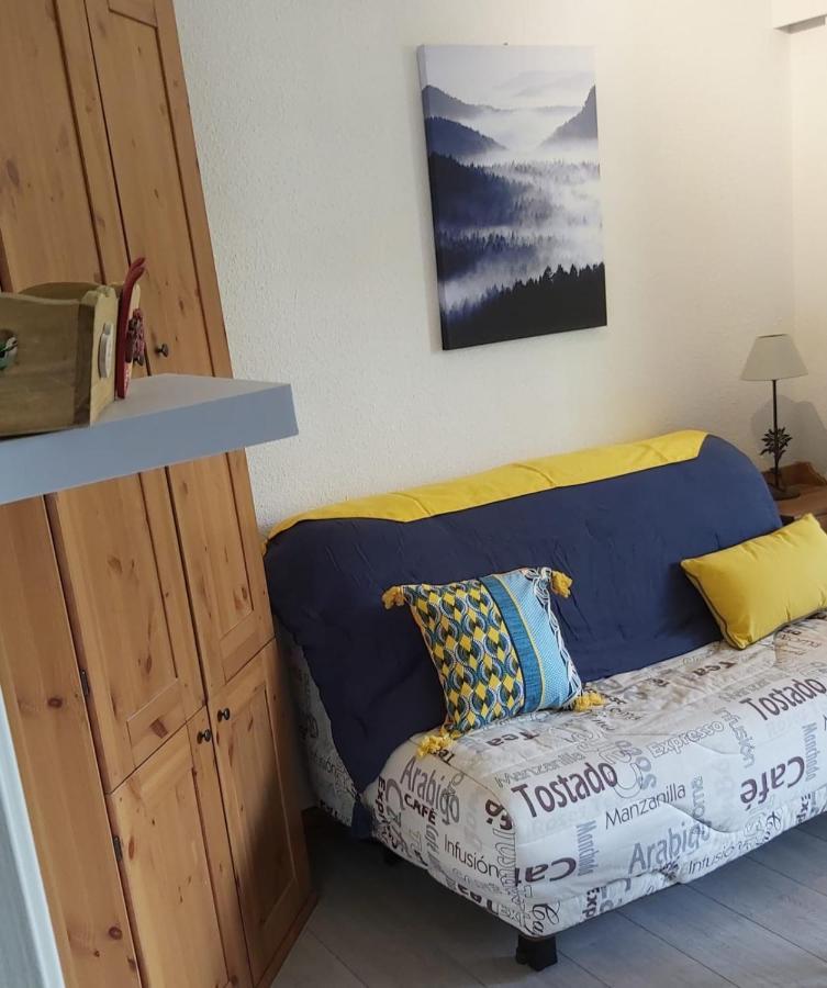Beautiful Studio With Balcony In Briancon Exterior photo