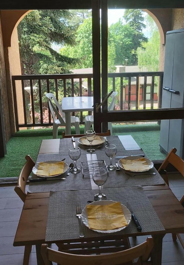 Beautiful Studio With Balcony In Briancon Exterior photo